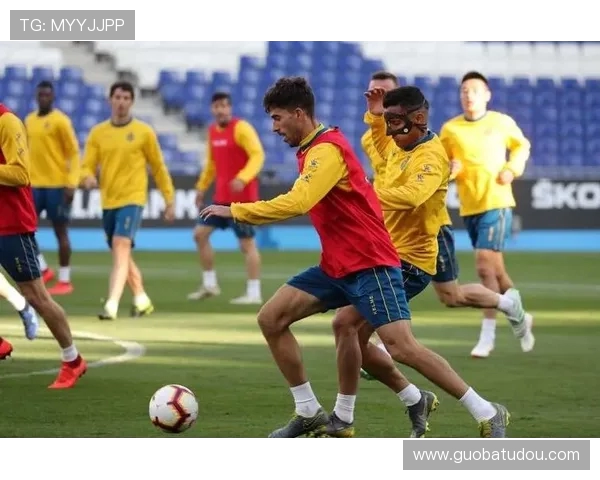 梅伦多预防性轮休,海港返沪备战德比